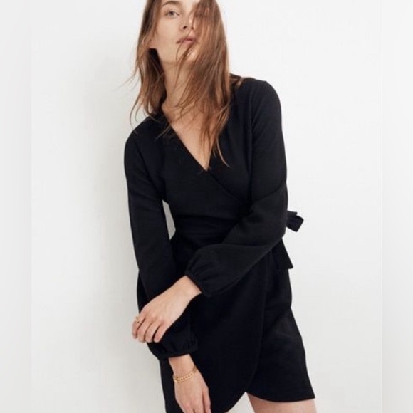 Madewell Dresses & Skirts - Madewell Faux Wrap Long Sleeve Black Dress NWT